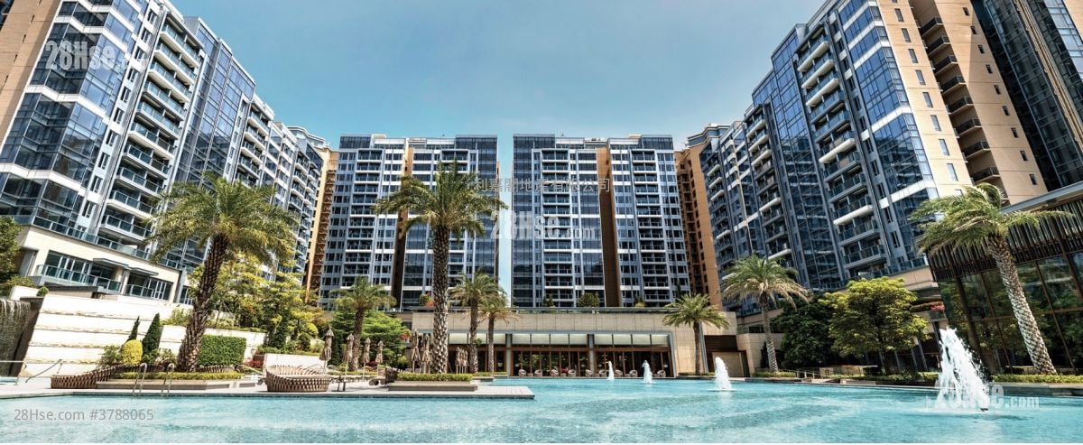 峻峦 售盘 2 房 526 平方尺