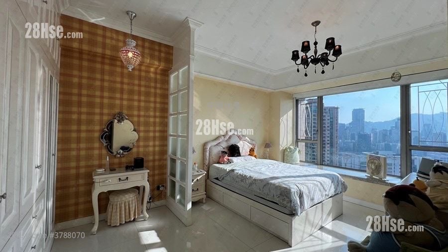 君颐峰 售盘 3 房 , 3 浴室 1,074 平方尺