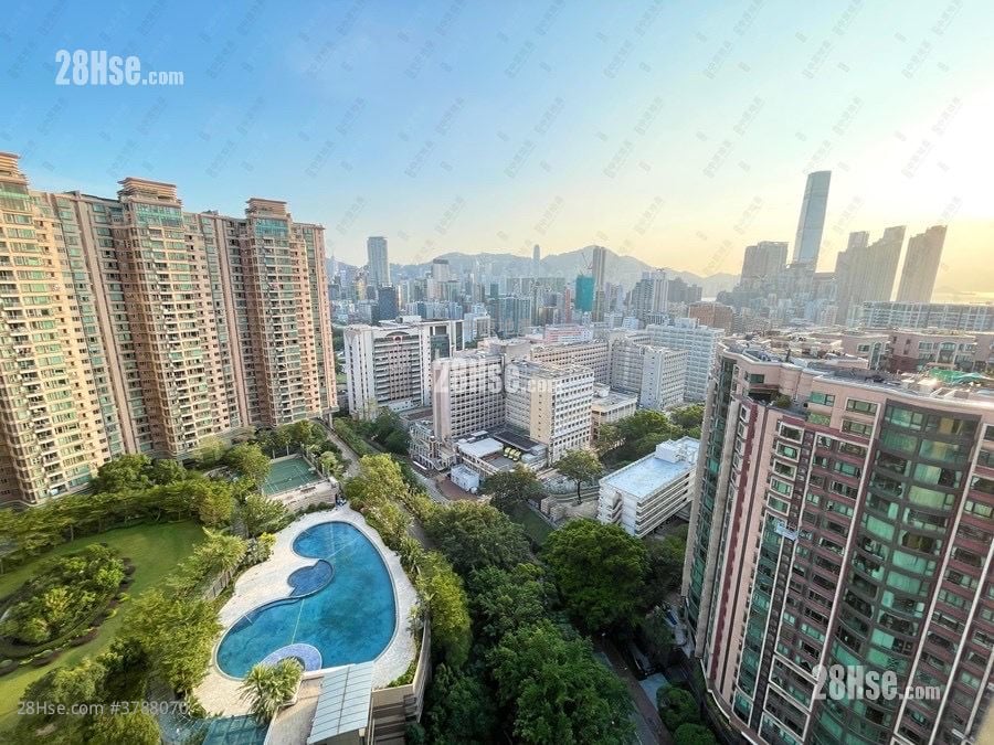 君颐峰 售盘 3 房 , 3 浴室 1,074 平方尺