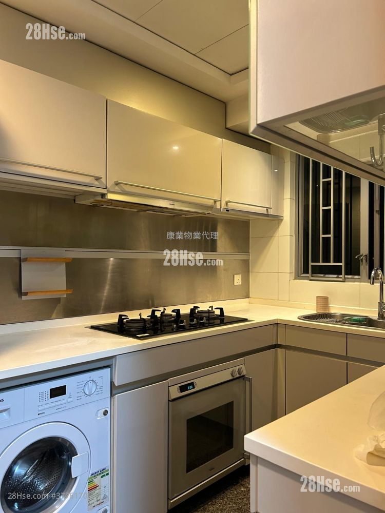 Manhattan Hill Sell 3 Bedrooms 894 ft²