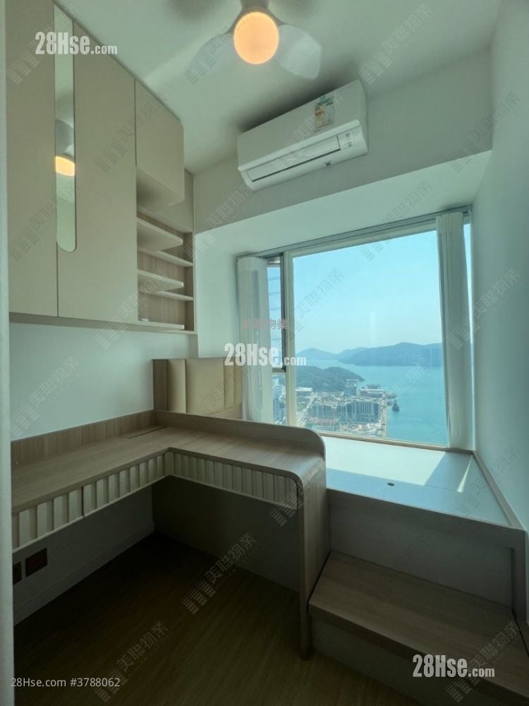 Le Prestige Sell 3 Bedrooms 822 ft²