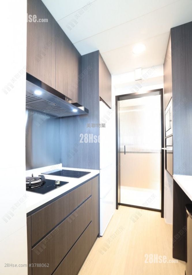 Le Prestige Sell 3 Bedrooms 822 ft²