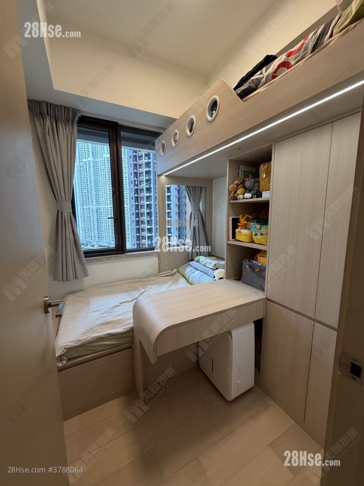 LP6 售盘 2 房 , 1 浴室 500 平方尺