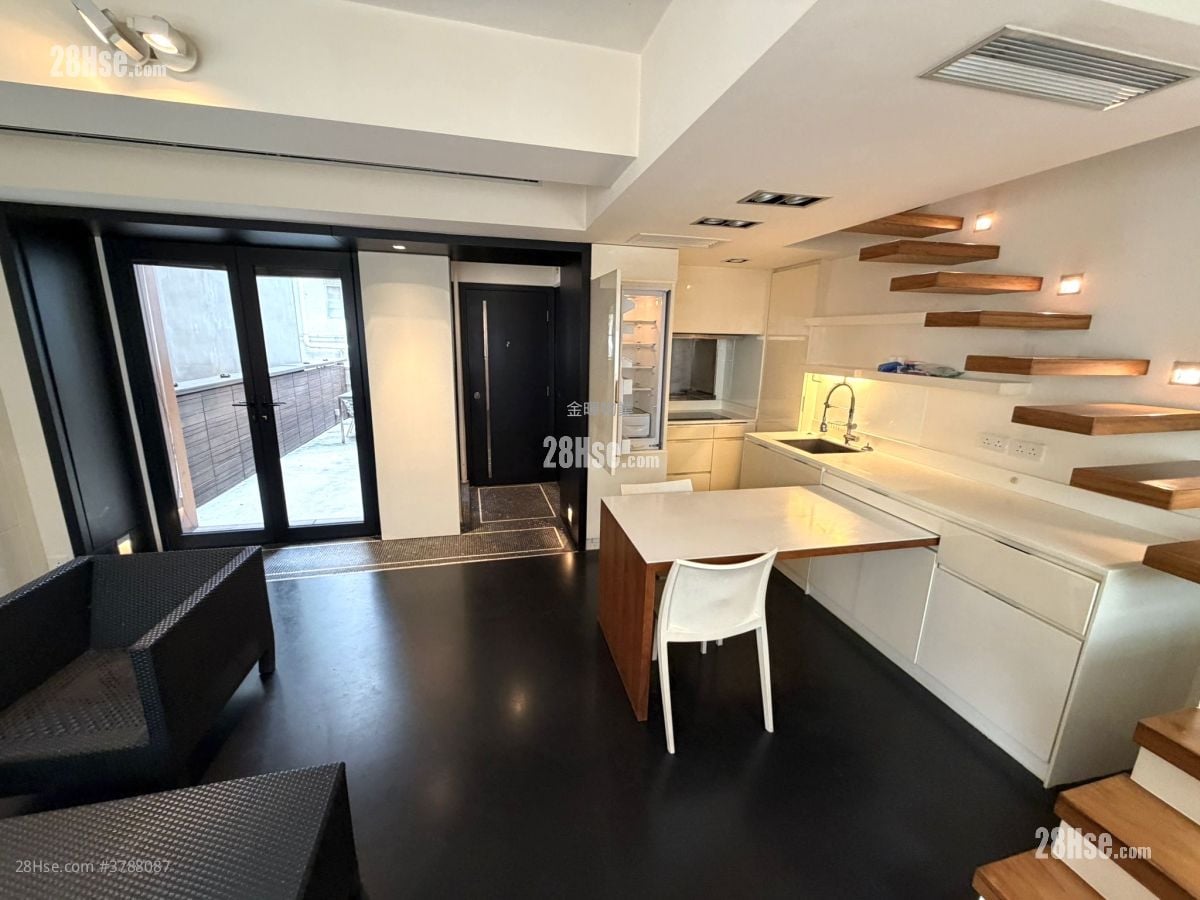 Chinese Mansion Rental 1 Bathroom 637 ft²