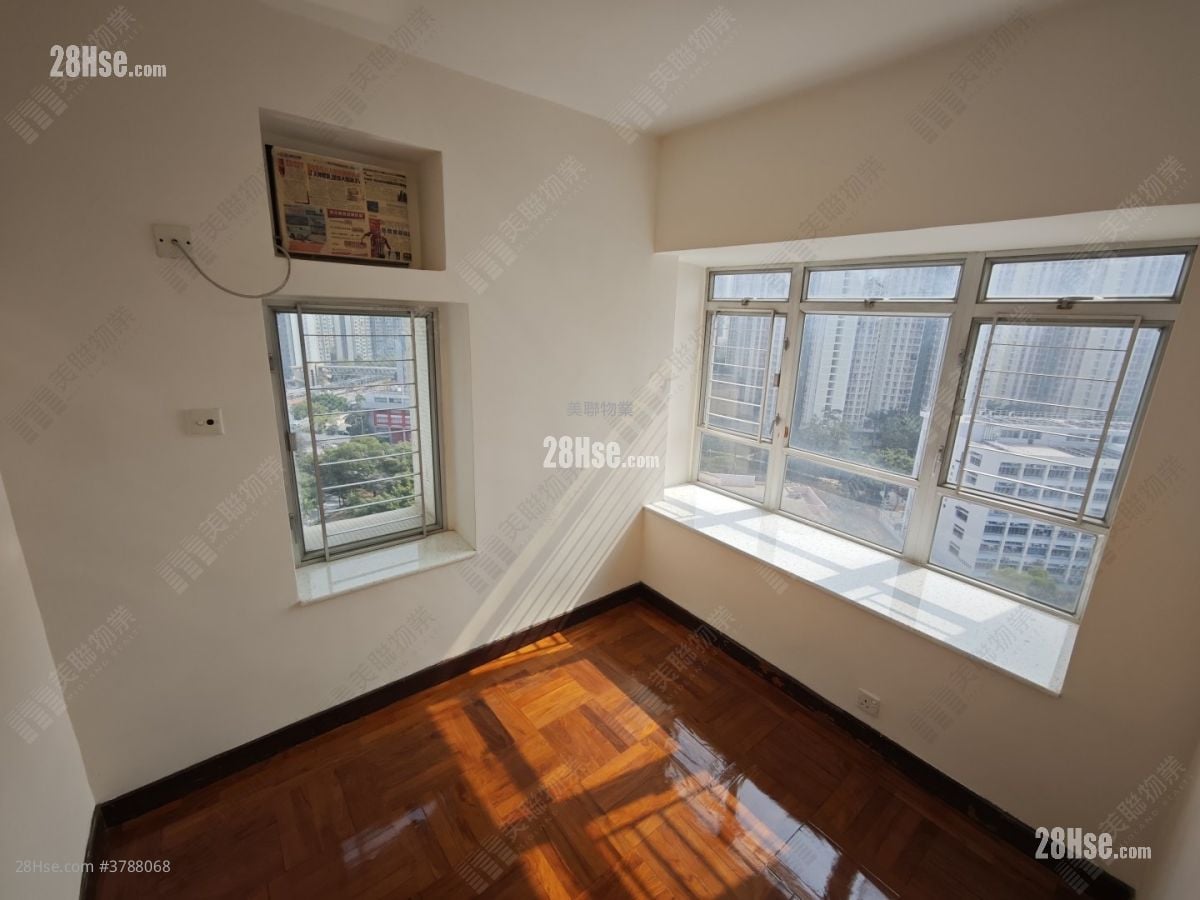 嘉湖山庄 售盘 3 房 551 平方尺