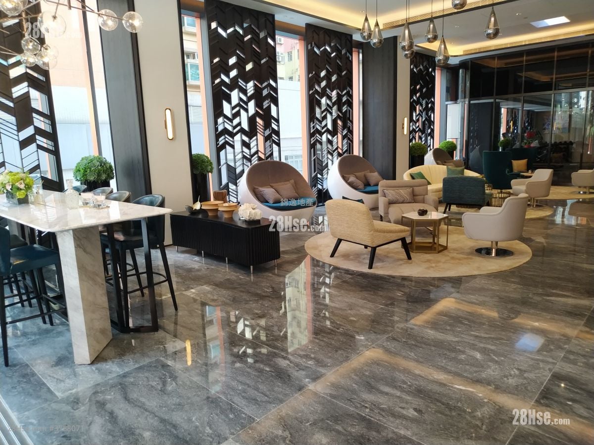 Novum Point Sell Studio , 1 Bathroom 181 ft²