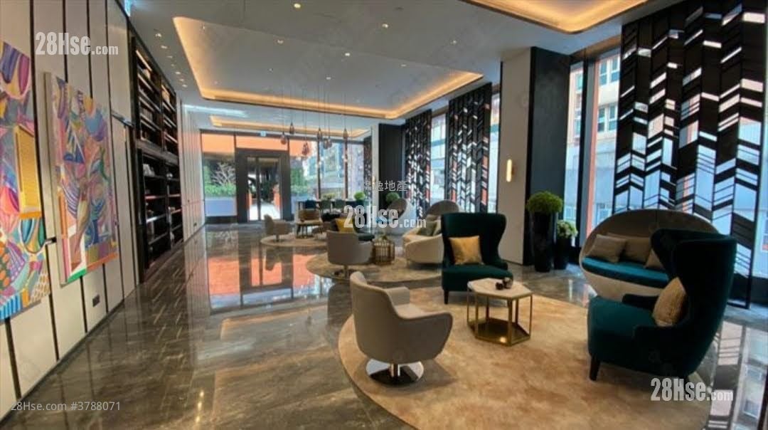 Novum Point Sell Studio , 1 Bathroom 181 ft²