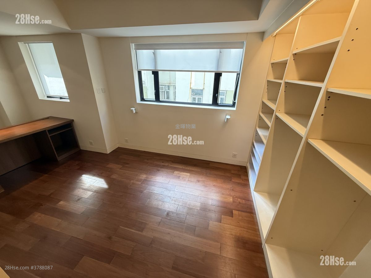 Chinese Mansion Rental 1 Bathroom 637 ft²