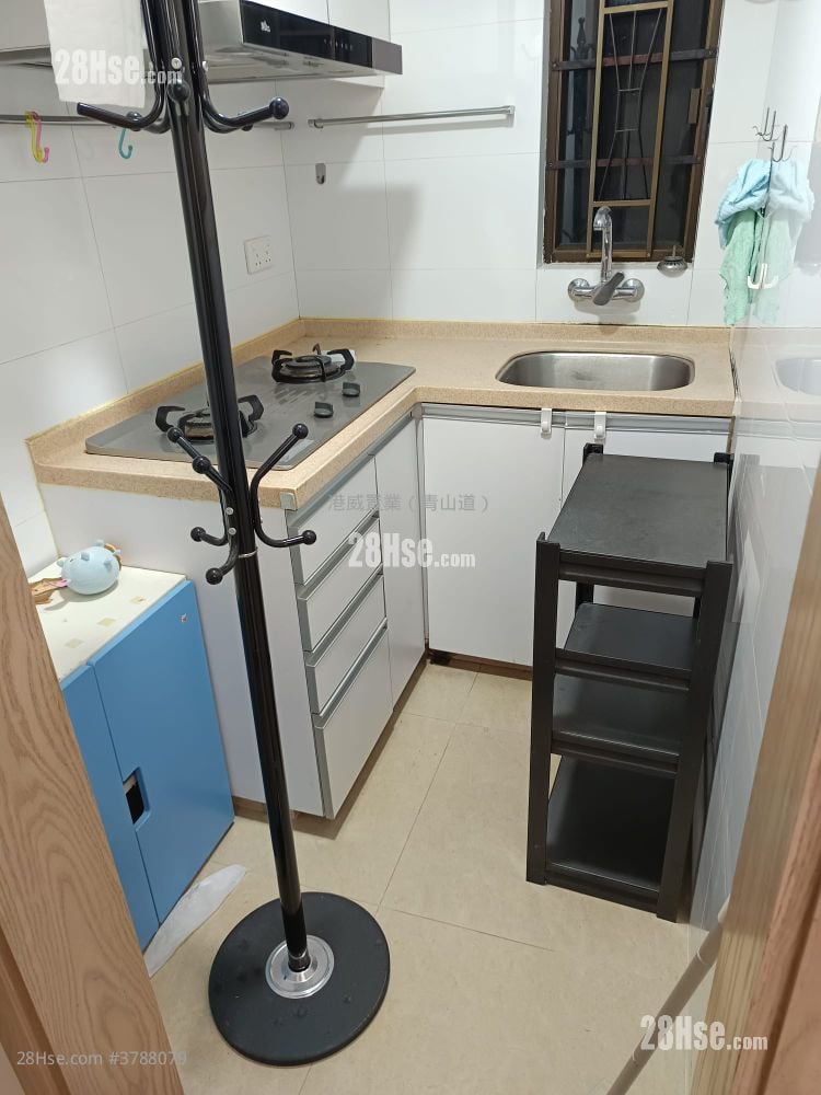 Richmond Court Sell 326 ft²