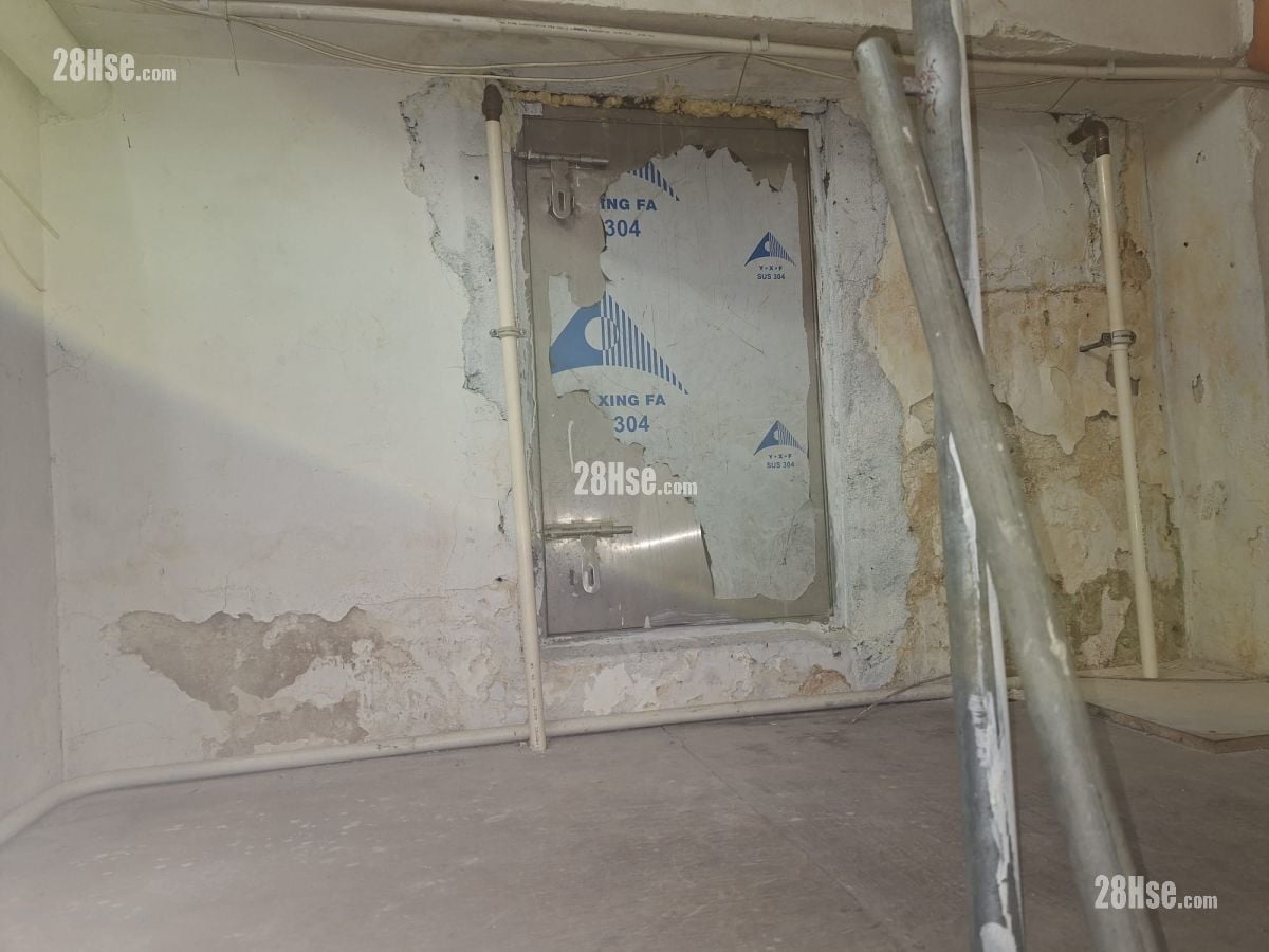 Luen Tak Building Rental 1 Toilet 400 ft²