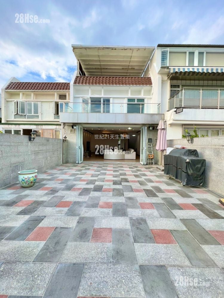 South Sea Villa Rental 4 Bedrooms , 3 Bathrooms 1,884 ft²