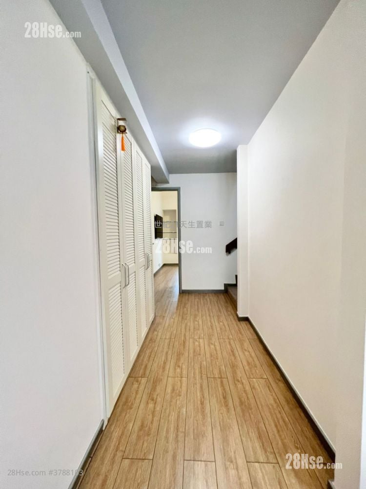 South Sea Villa Rental 4 Bedrooms , 3 Bathrooms 1,884 ft²