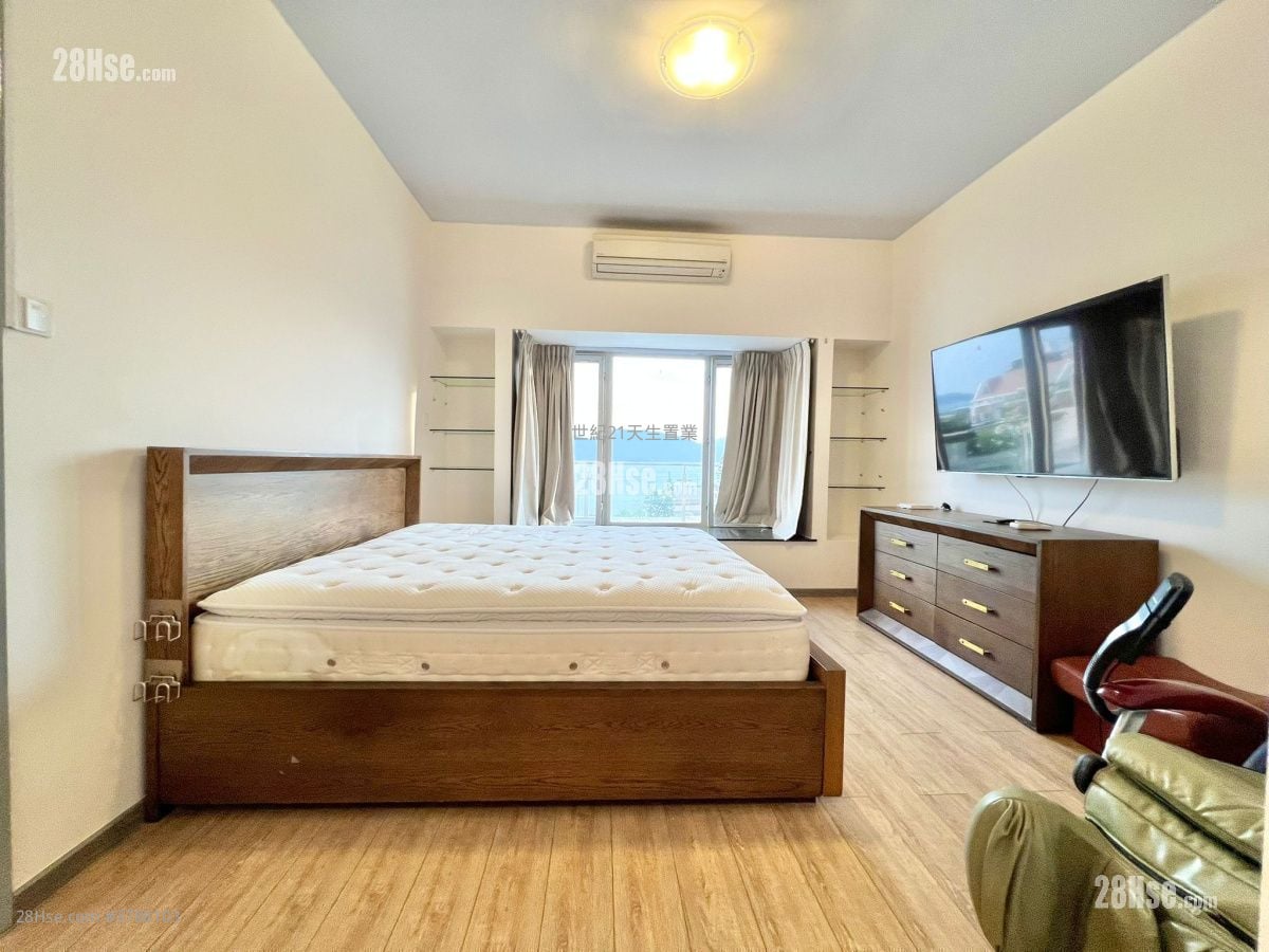 South Sea Villa Rental 4 Bedrooms , 3 Bathrooms 1,884 ft²