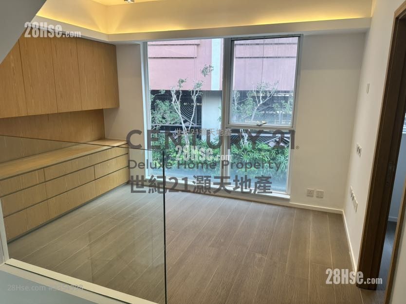 比华利山别墅 售盘 5+ 房 , 2 浴室 1,902 平方尺