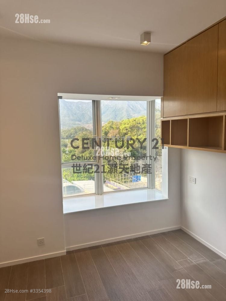 比华利山别墅 售盘 5+ 房 , 2 浴室 1,902 平方尺