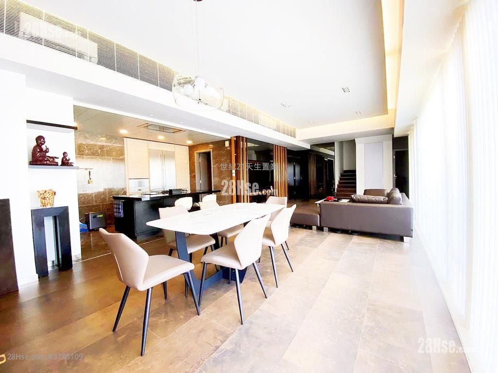 Avignon Sell 5+ Bedrooms , 4 Bathrooms 1,580 ft²