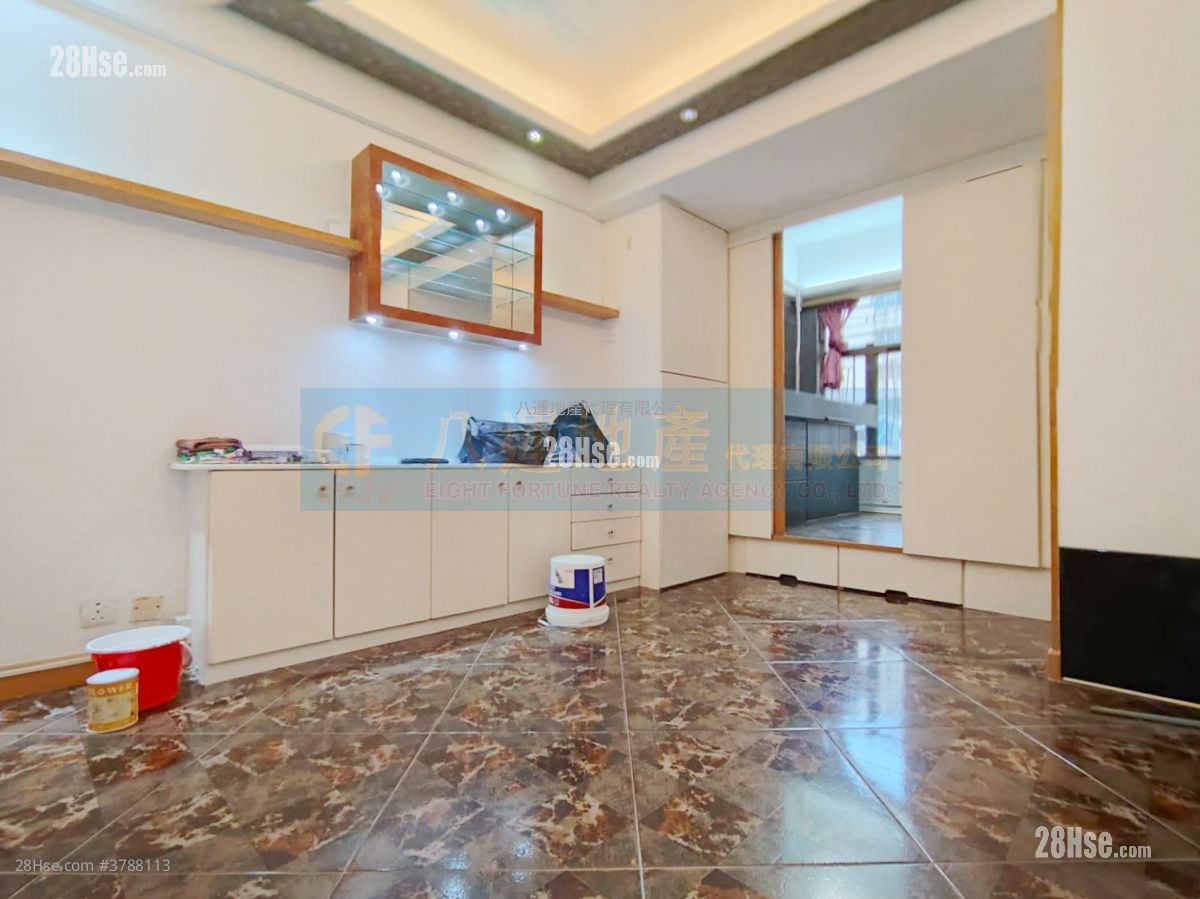 Apollo Building Rental 2 Bedrooms , 1 Bathroom 315 ft²