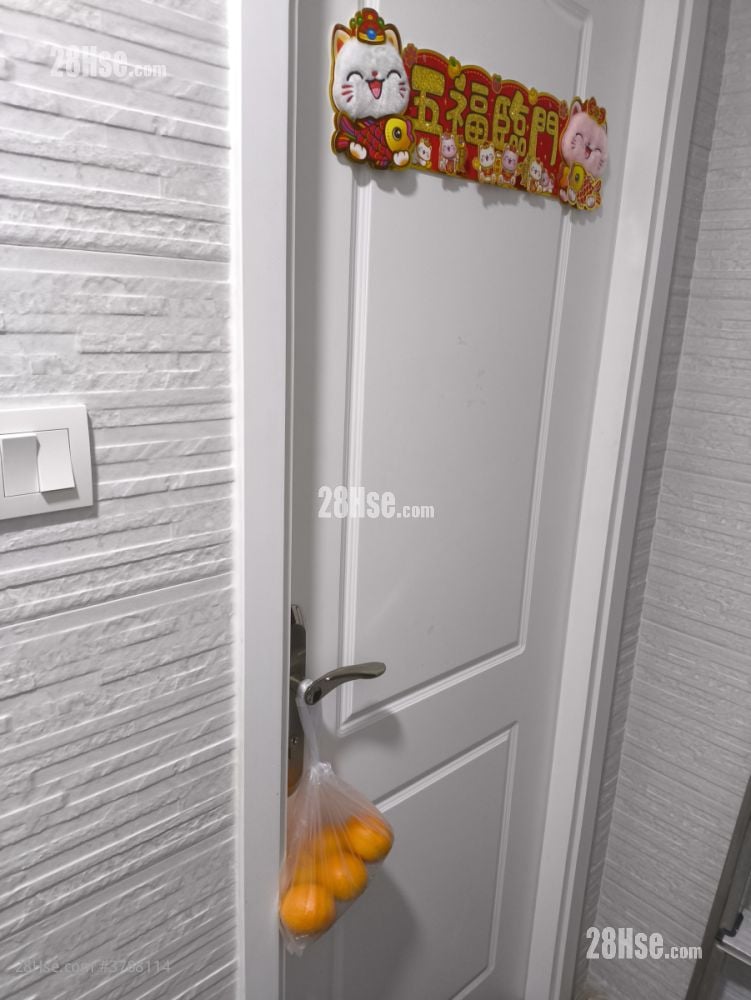 唐楼 租盘 1 房 , 1 浴室 100 平方尺