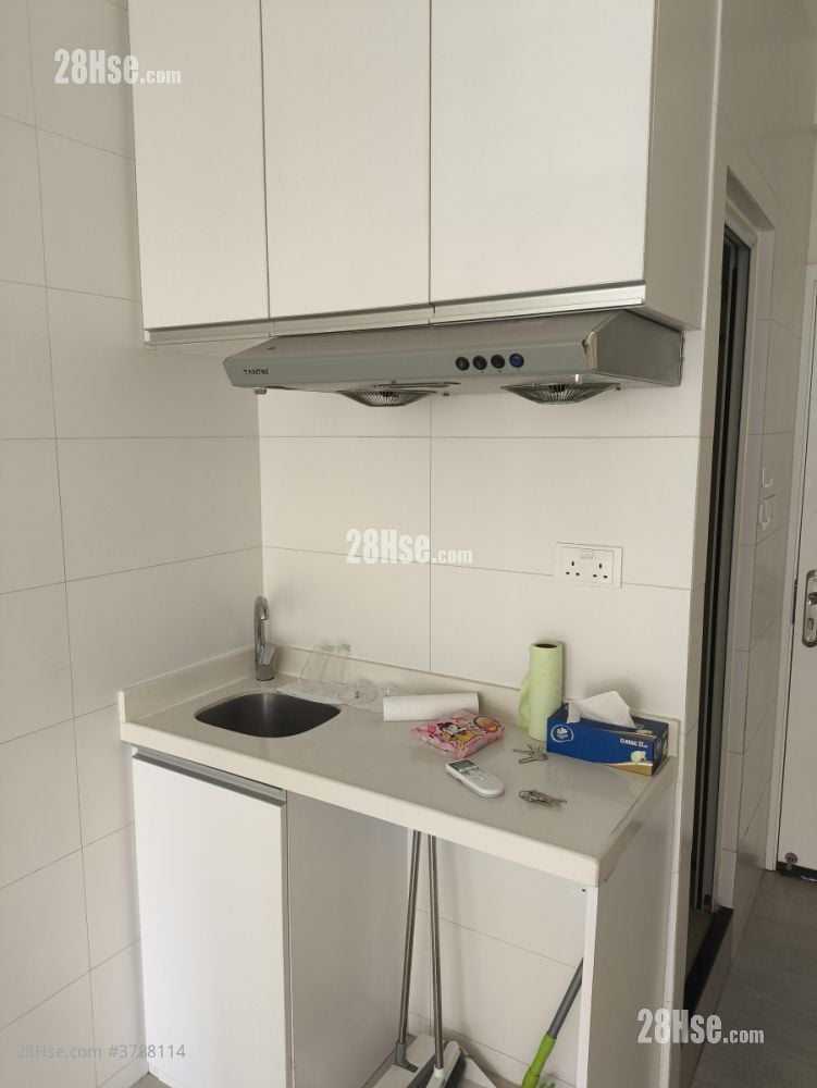 唐楼 租盘 1 房 , 1 浴室 100 平方尺