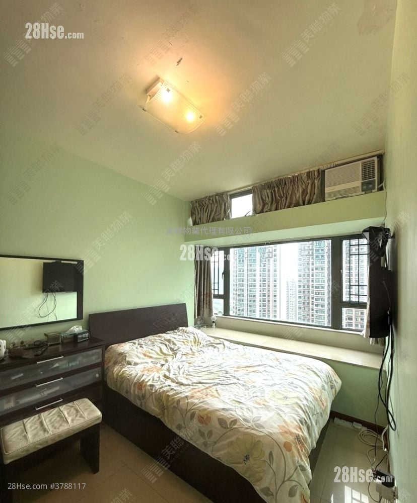 蔚蓝湾畔 售盘 3 房 , 2 浴室 653 平方尺