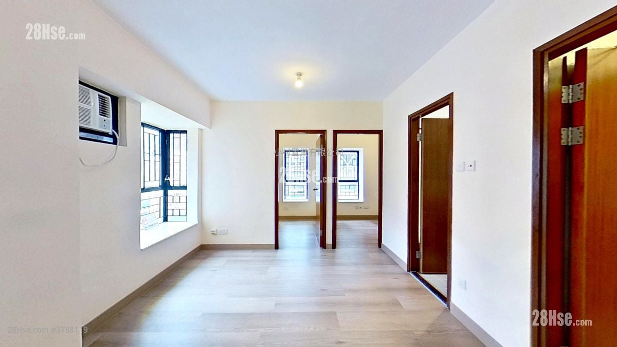 厅: 世银花苑 租盘 2 房 , 1 浴室 365 平方尺