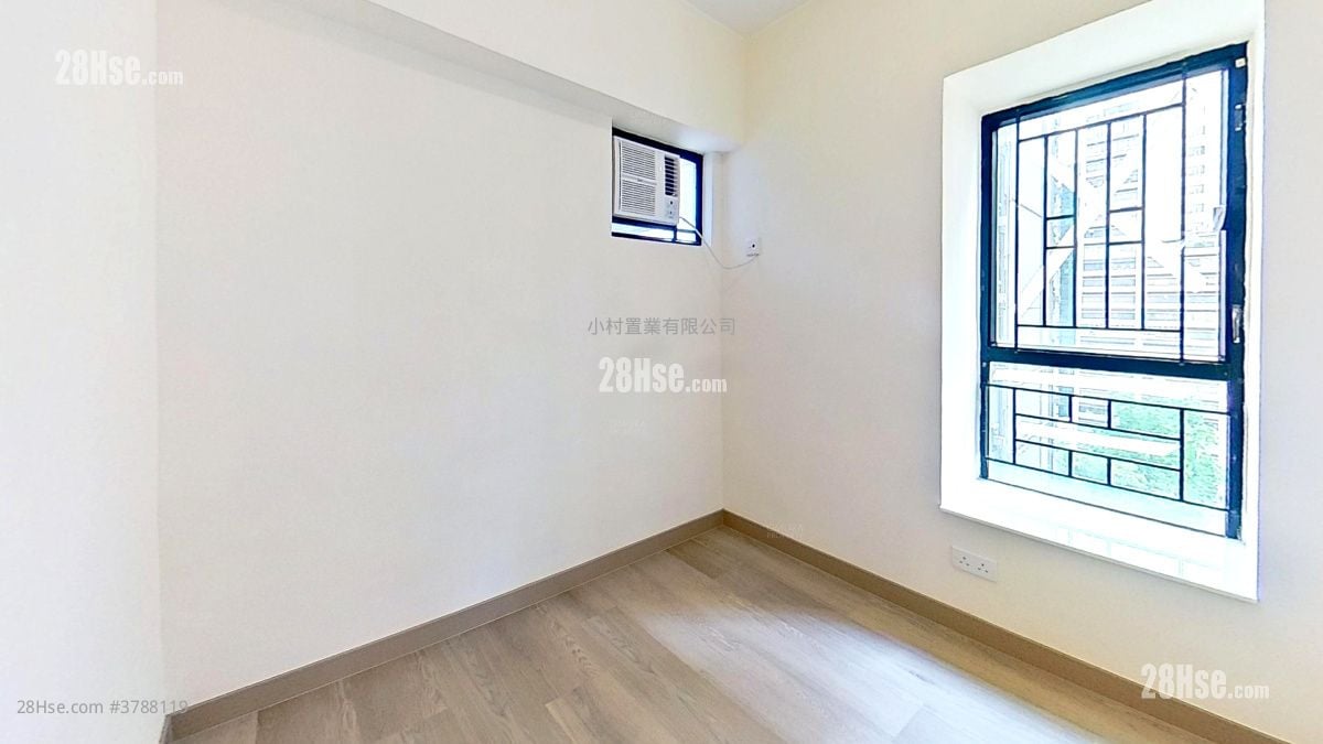 主人房: 世银花苑 租盘 2 房 , 1 浴室 365 平方尺