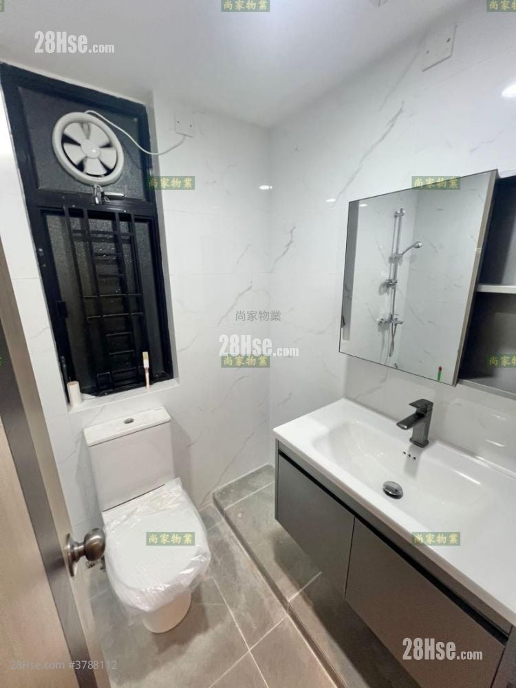 宝珊园 售盘 3 房 , 2 浴室 636 平方尺