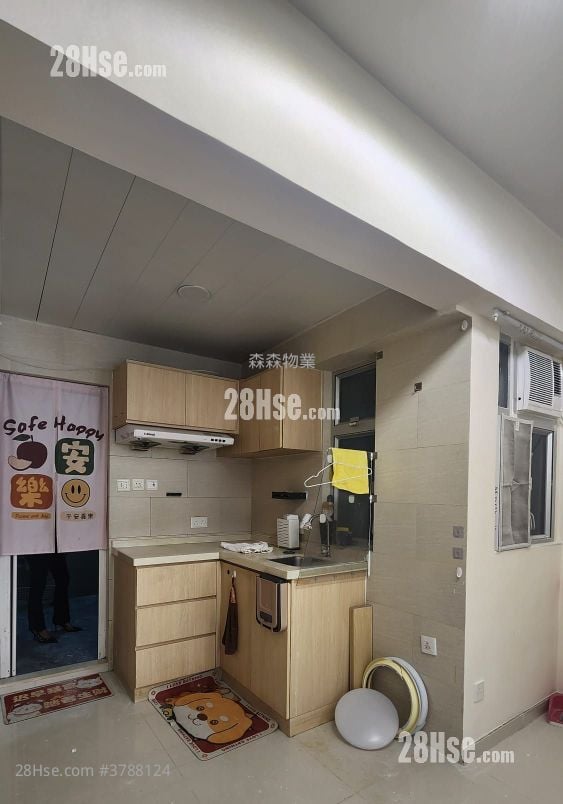 Tak Lee Building Rental 2 Bedrooms , 1 Bathroom 294 ft²
