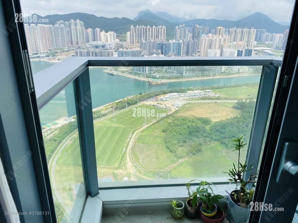 Malibu Sell 2 Bedrooms 576 ft²