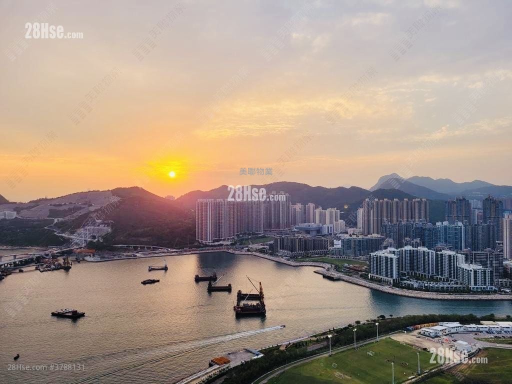 Malibu Sell 2 Bedrooms 576 ft²