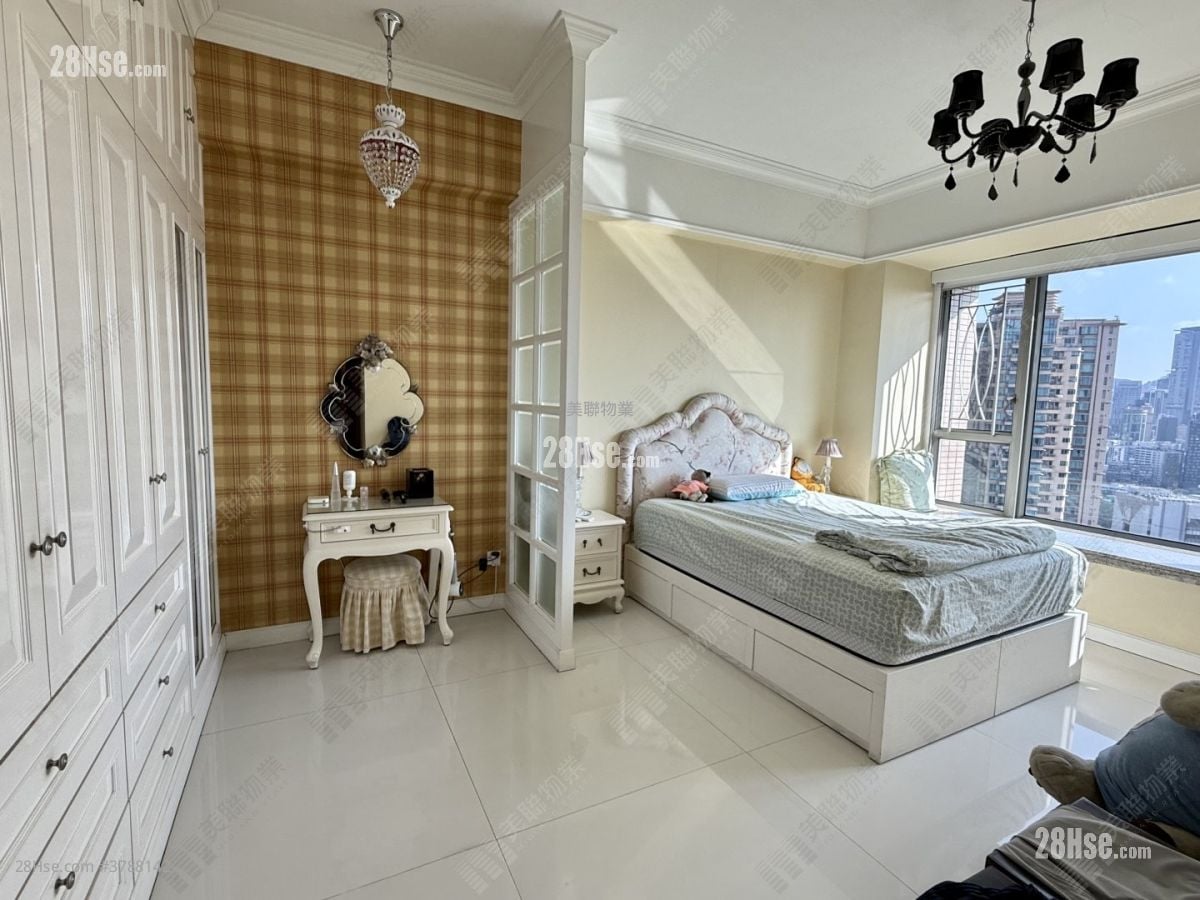 Parc Palais Sell 3 Bedrooms 1,074 ft²