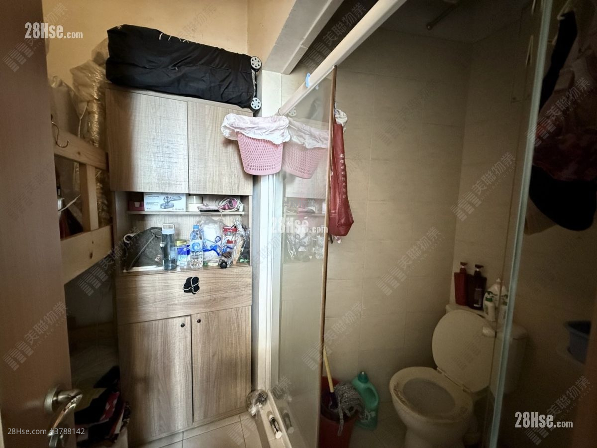 Parc Palais Sell 3 Bedrooms 1,074 ft²