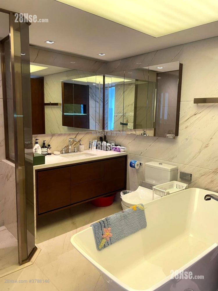 君临天下 售盘 3 房 , 2 浴室 1,088 平方尺