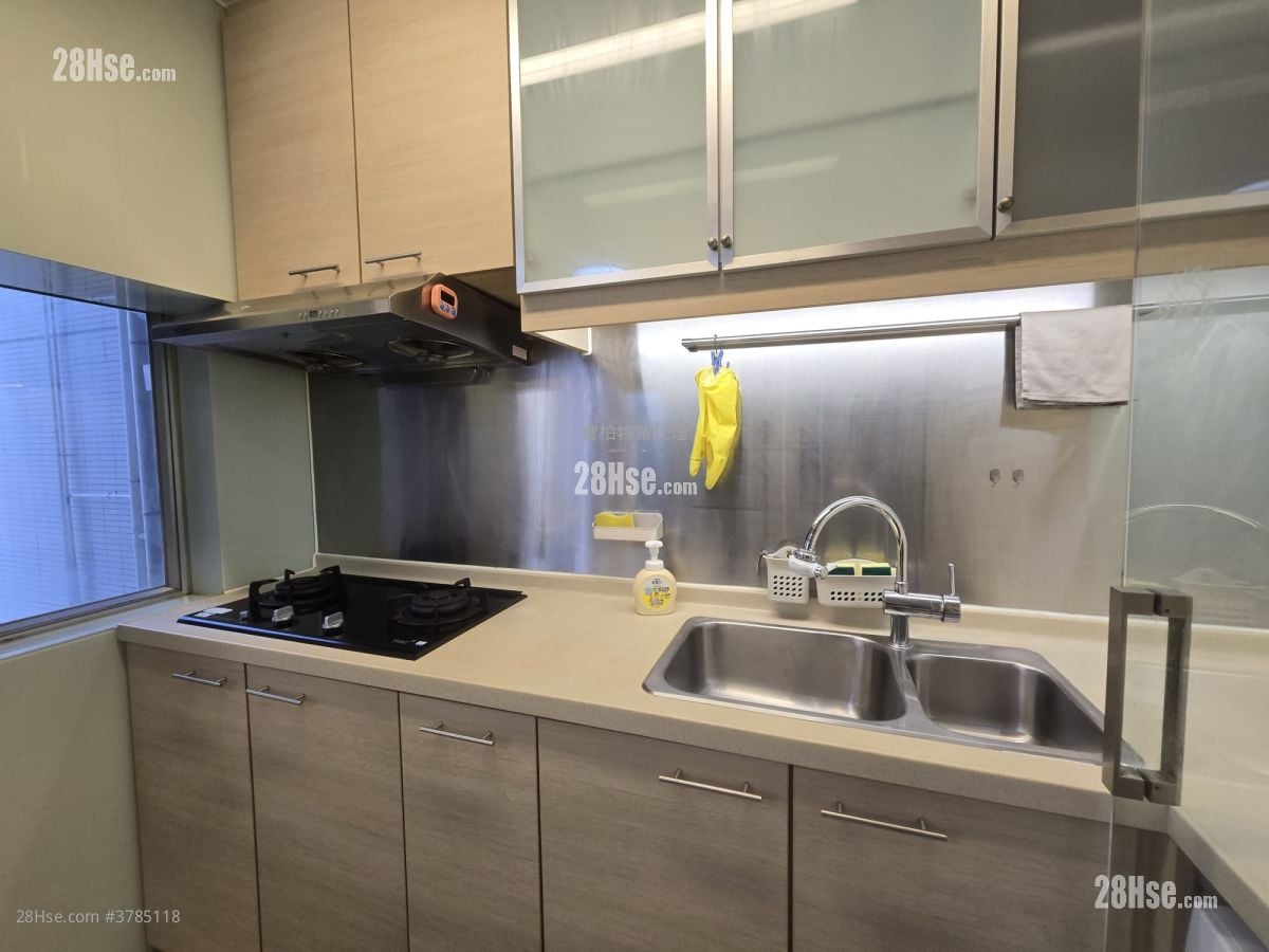 Academic Terrace Rental 2 Bedrooms , 1 Bathroom 531 ft²