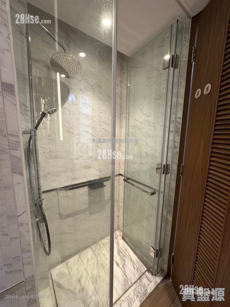 柏傲湾 售盘 开放式间隔 , 1 浴室 318 平方尺