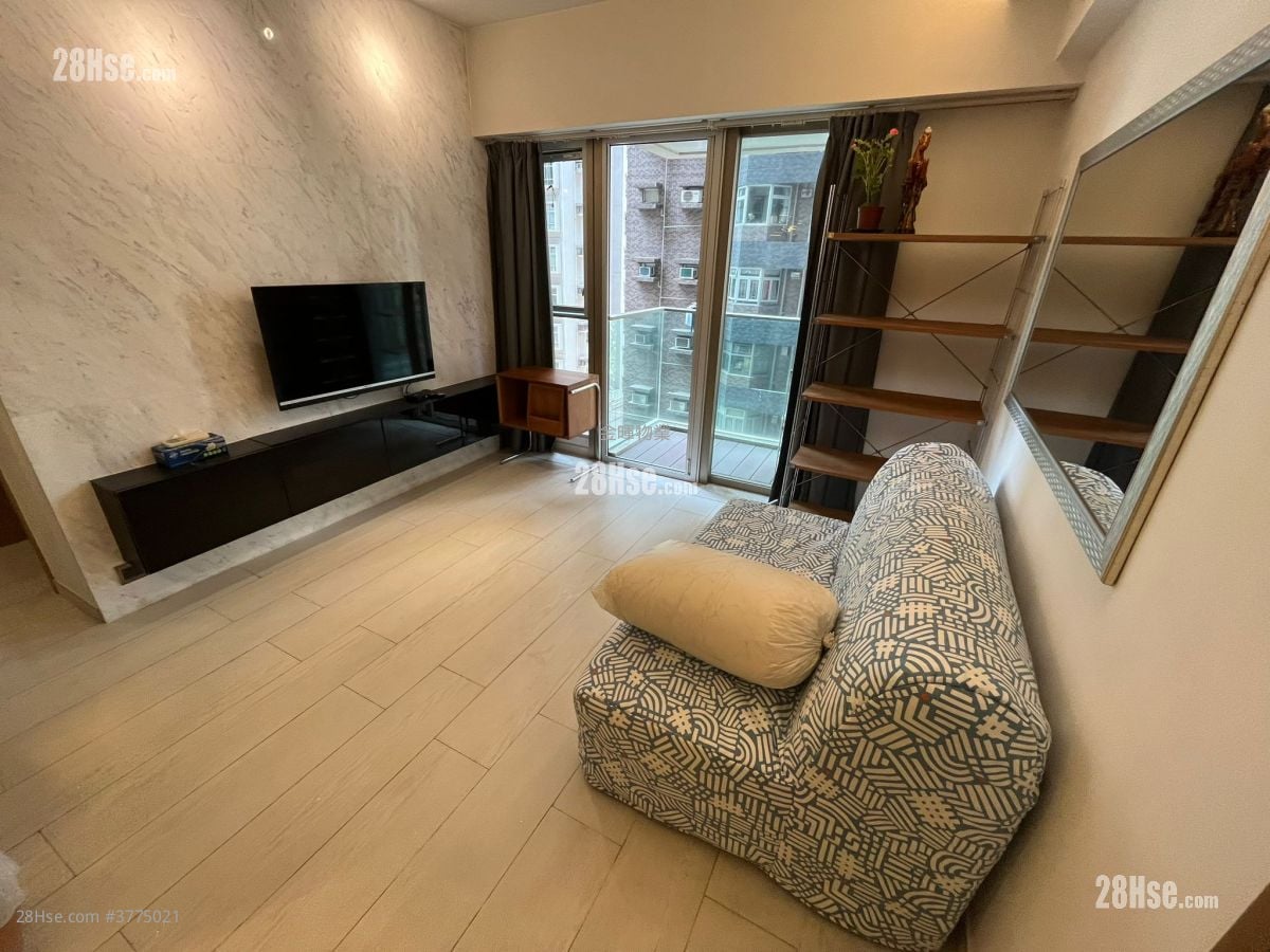 The Nova Sell 2 Bedrooms , 2 Bathrooms 636 ft²