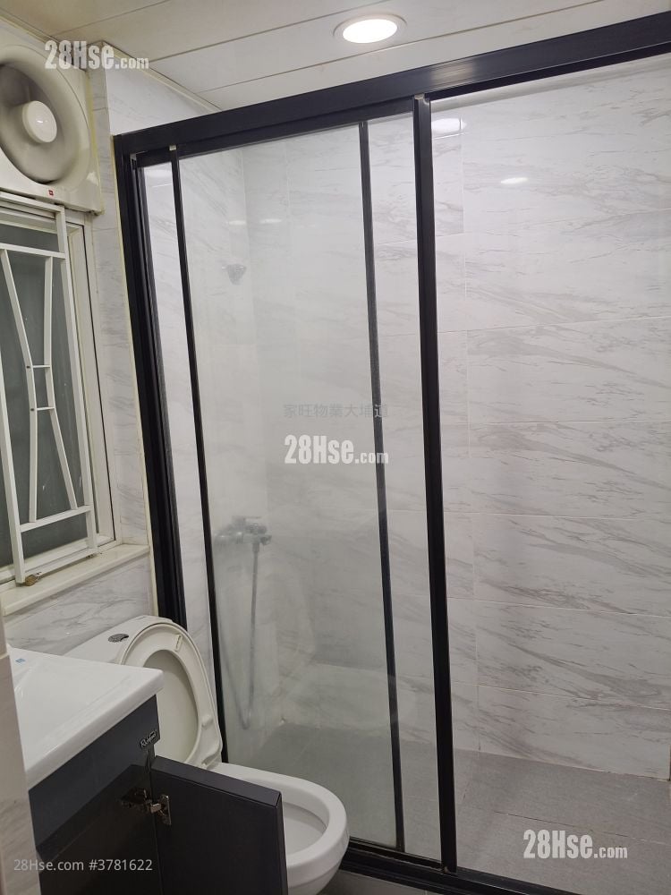 Rondall Building Rental 2 Bedrooms , 1 Bathroom 540 ft²