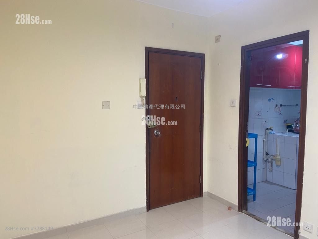 宝湖花园 租盘 2 房 343 平方尺