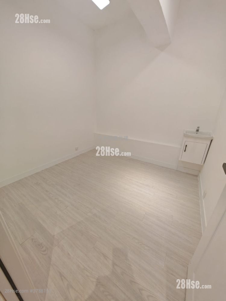 Tak Sing Industrial Building Rental Studio