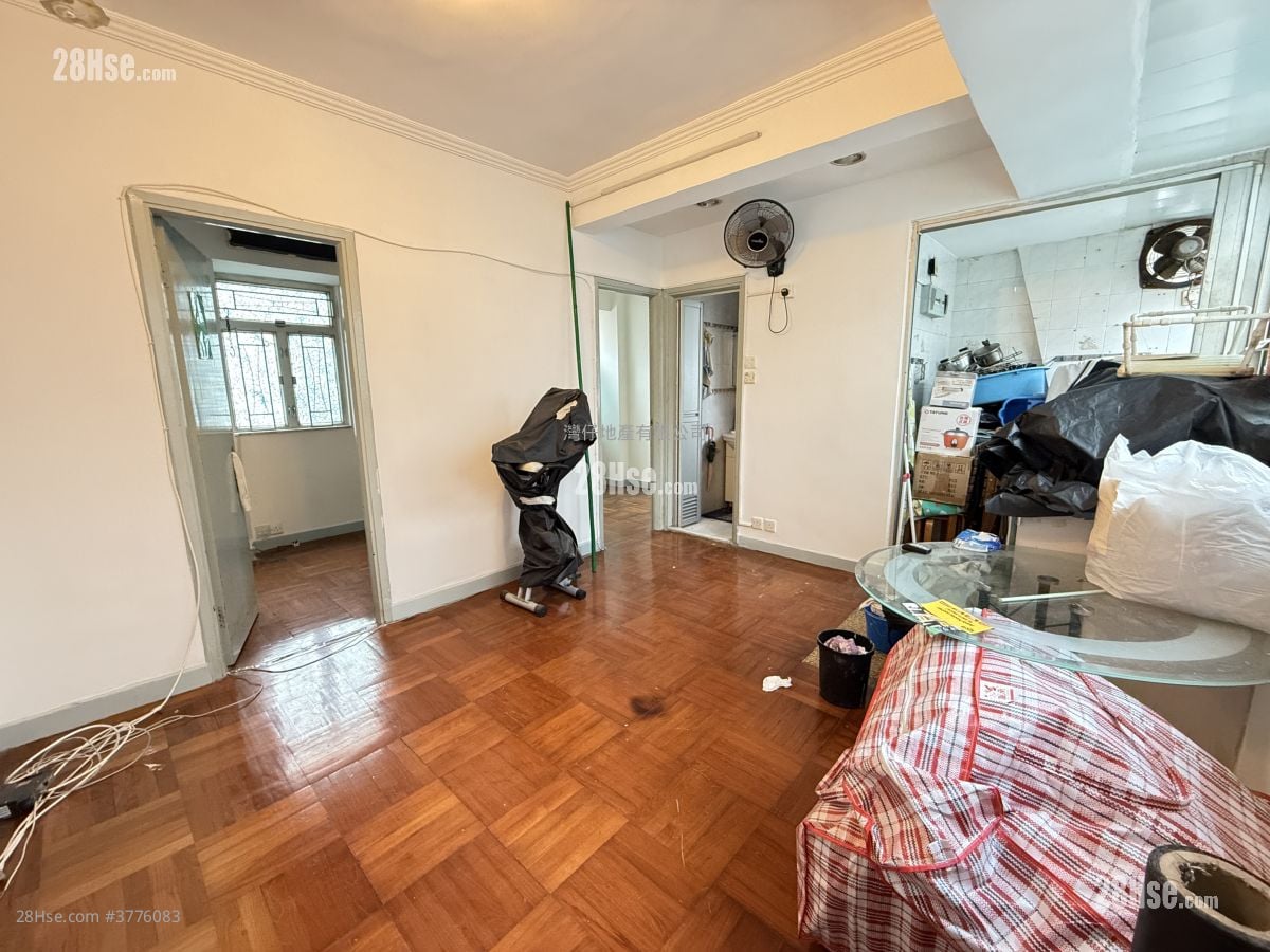 Wing Shing Building (Mansion) Sell 2 Bedrooms , 1 Bathroom 287 ft²