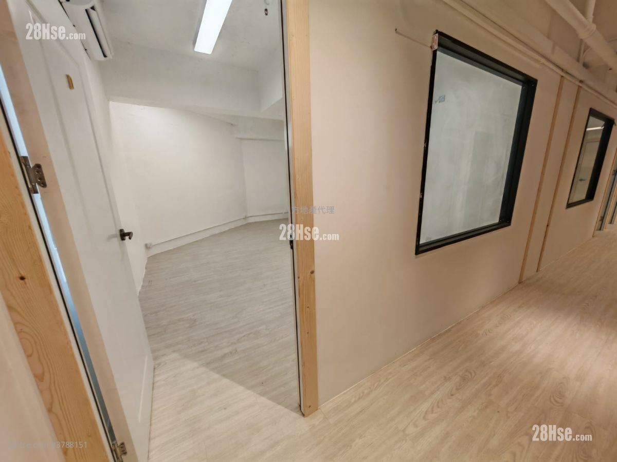 Tak Sing Industrial Building Rental Studio