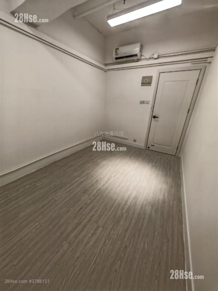 Tak Sing Industrial Building Rental Studio