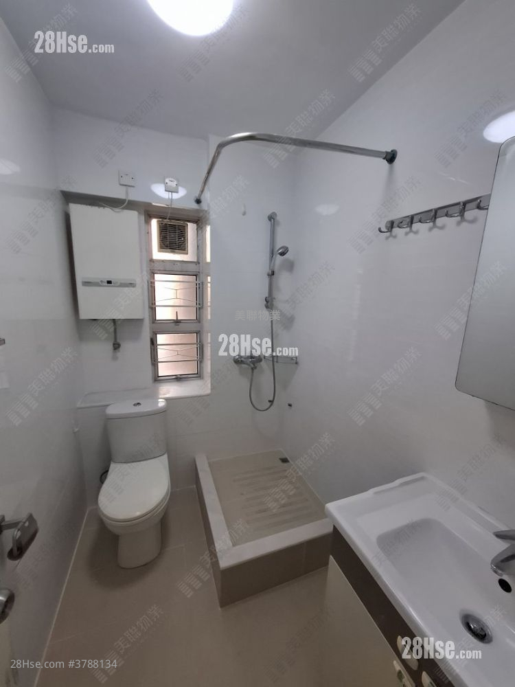 新葵芳花园 售盘 2 房 , 1 浴室 418 平方尺