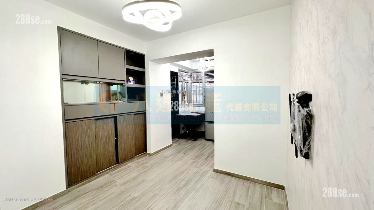 美宁中心 租盘 1 房 , 1 浴室 258 平方尺