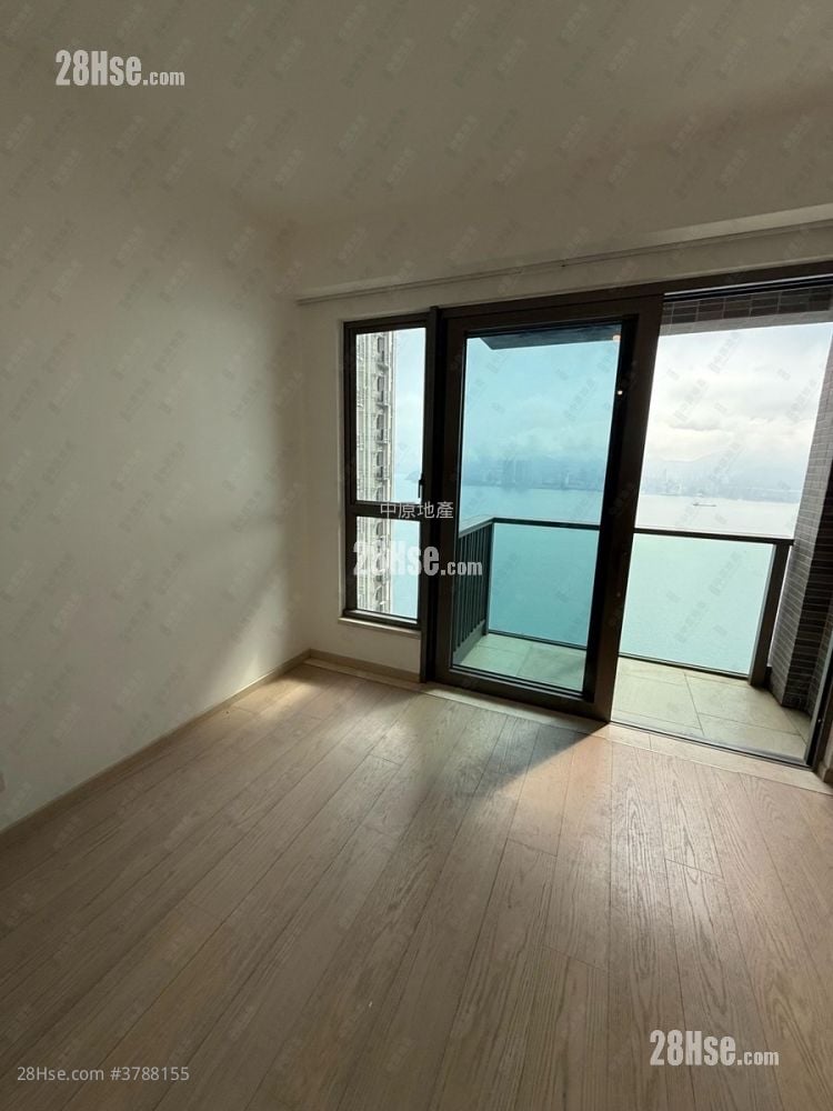 Sea To Sky Sell 4 Bedrooms , 3 Bathrooms 1,054 ft²