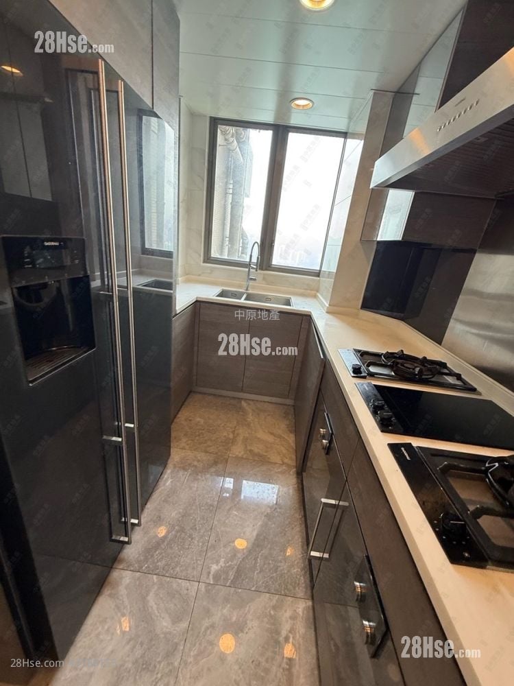 Sea To Sky Sell 4 Bedrooms , 3 Bathrooms 1,054 ft²