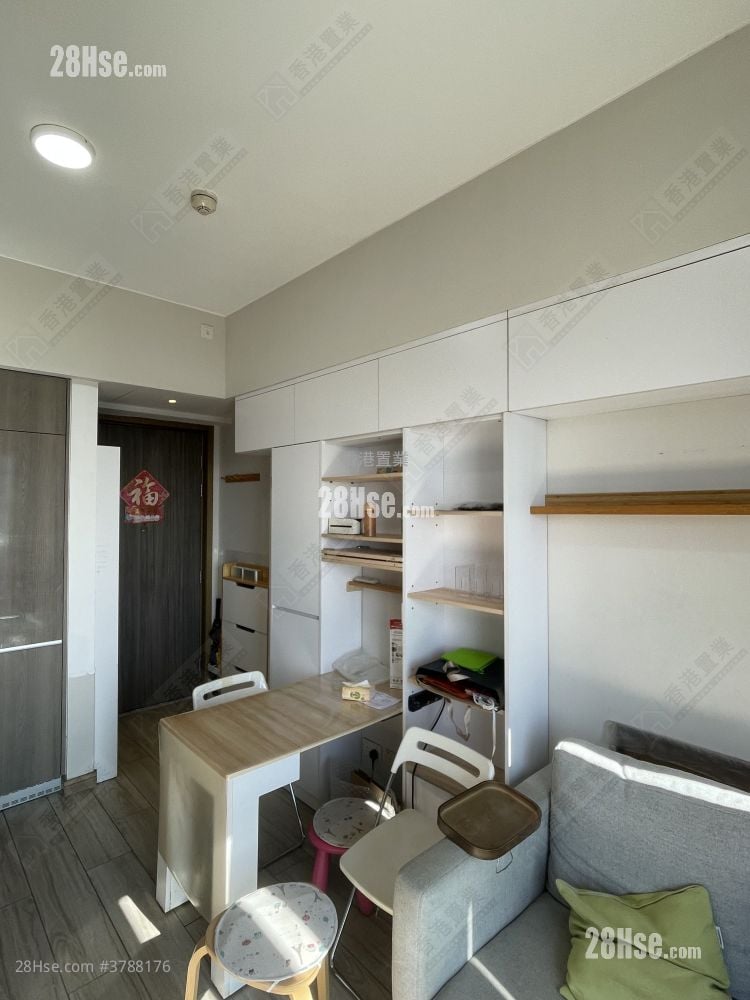 Park One Rental 4 Bedrooms , 2 Bathrooms 595 ft²