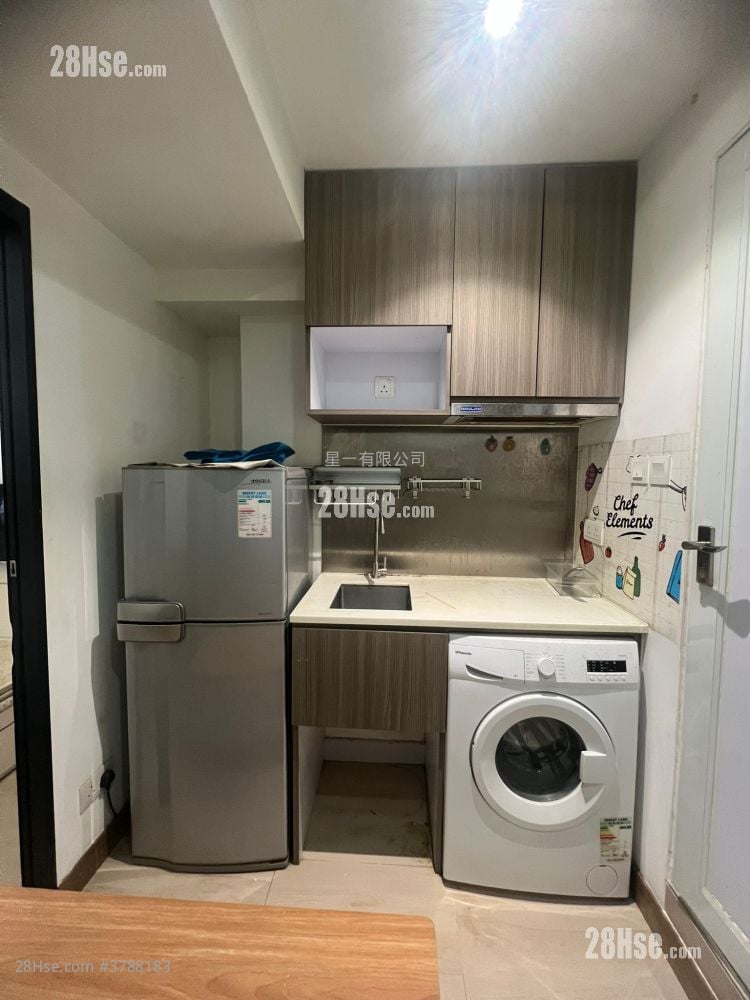 明秀大厦 租盘 1 房 , 1 浴室 160 平方尺