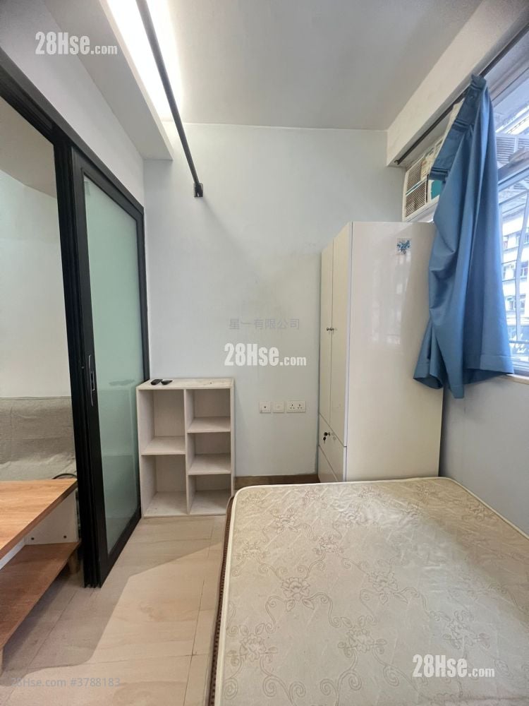 明秀大厦 租盘 1 房 , 1 浴室 160 平方尺