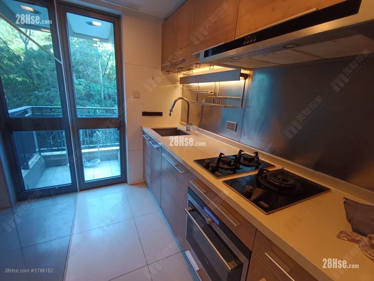 峻弦 售盘 1 房 , 1 浴室 421 平方尺